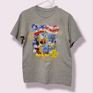 2008 Grey Florida Disney Short Sleeve Shirt